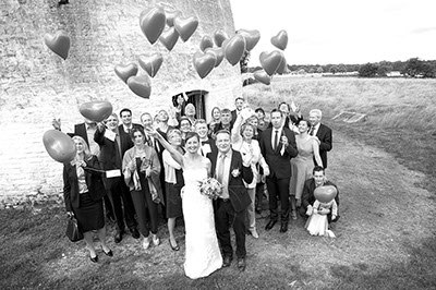 Hochzeitfotos von der Egelsberger Mühle in Krefeld-Traar sowie Feinrestauration Schumachers in Duisburg-Rahm

 