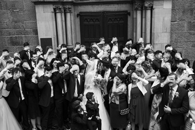 Hochzeitfoto in der St. Lambertus-Kirche in Mettmann und in der Villa Media in Wuppertal