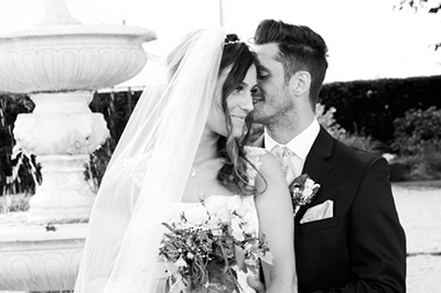 Hochzeitfoto in der St. Lambertus-Kirche in Mettmann und in der Villa Media in Wuppertal