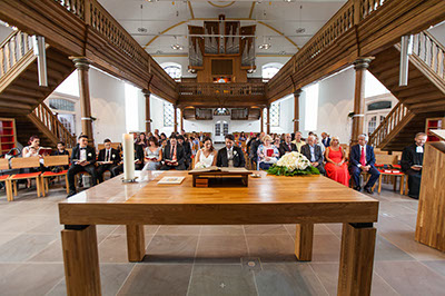 Hochzeitsfotos von der Mettmanner Kirche, auf Gut Höhne und im Tafelsilber in Mettmann, Düsseldorf