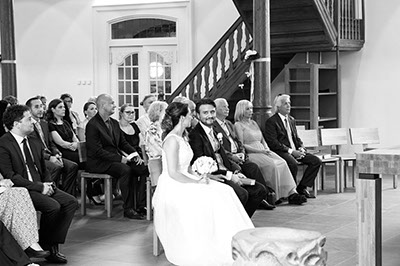 Hochzeitsfotos von der Mettmanner Kirche, auf Gut Höhne und im Tafelsilber in Mettmann, Düsseldorf