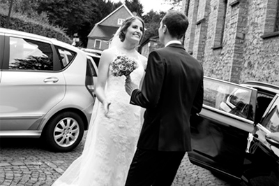 Hochzeitfoto in der Kirche von Haan-Gruiten und im Schloß Grünewald in Solingen