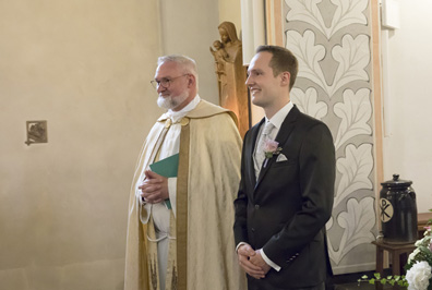 Hochzeitfoto in der Kirche von Haan-Gruiten und im Schloß Grünewald in Solingen