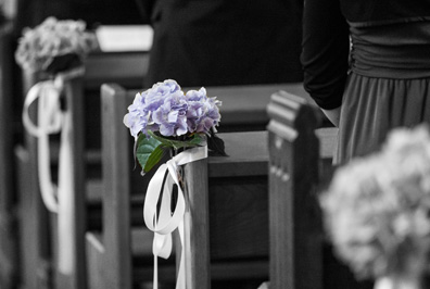 Hochzeitfoto in der Kirche von Haan-Gruiten und im Schloß Grünewald in Solingen