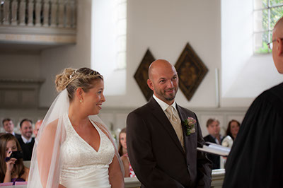 Hochzeitsfotografie des Brautpaares Stephi und Martin in Linnep, Mettmann und Düsseldorf