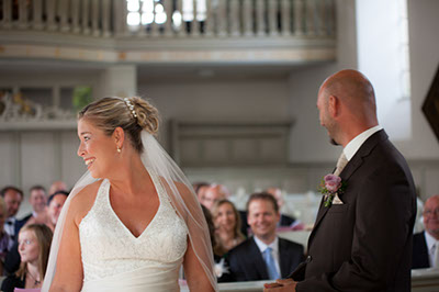 Hochzeitsfotografie des Brautpaares Stephi und Martin in Linnep, Mettmann und Düsseldorf