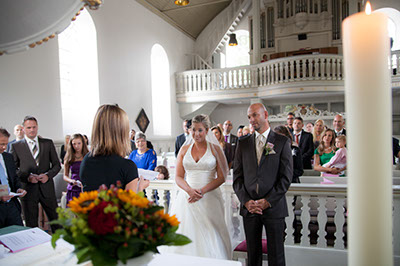 Hochzeitsfotografie des Brautpaares Stephi und Martin in Linnep, Mettmann und Düsseldorf