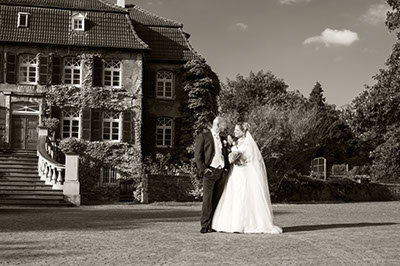 Hochzeitsfotografie des Brautpaares Stephi und Martin in Linnep, Mettmann und Düsseldorf